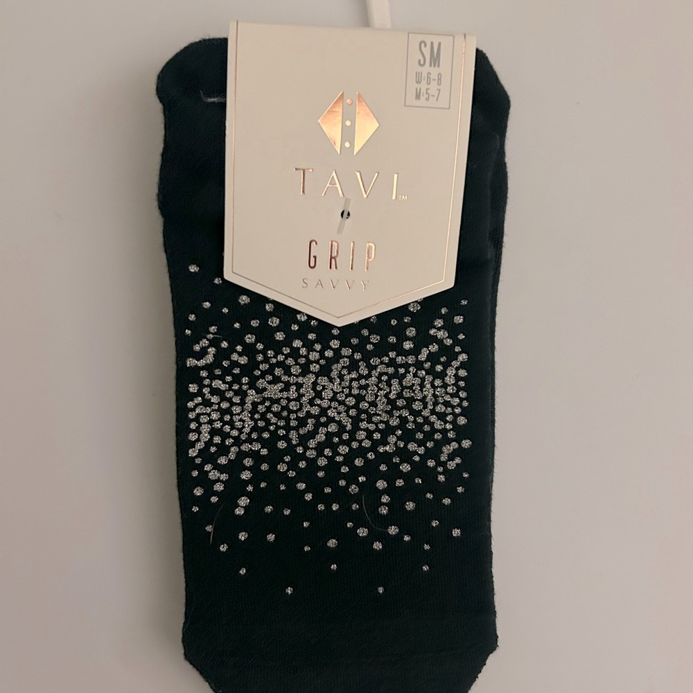 Size small, savvy grip socks